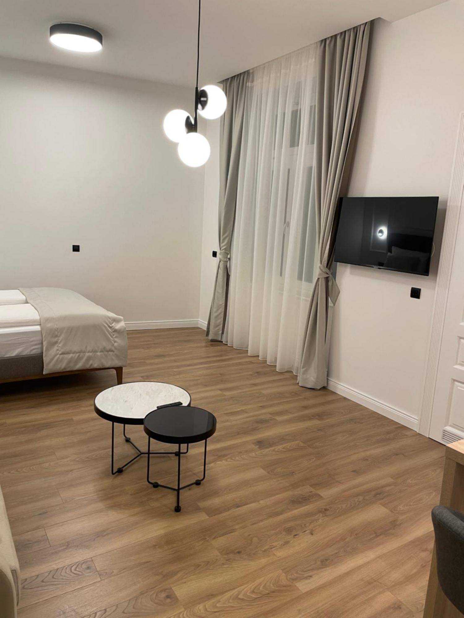 Central Apartments ซาราเยโว ภายนอก รูปภาพ